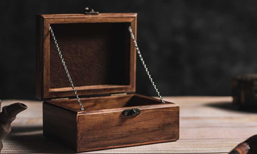 Haunted Box - Deluxe Edition